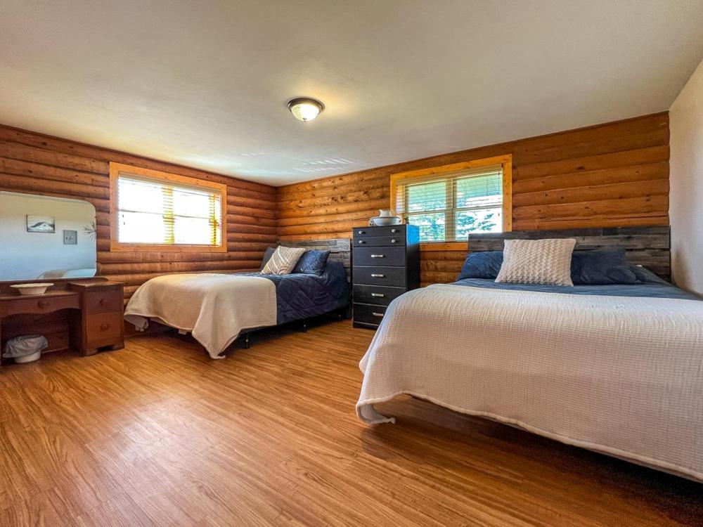 Elkhorn 3 Bedroom 2 Bathroom Log Cabin Sleeps 8 - Lincoln Log Cabin Exterior photo